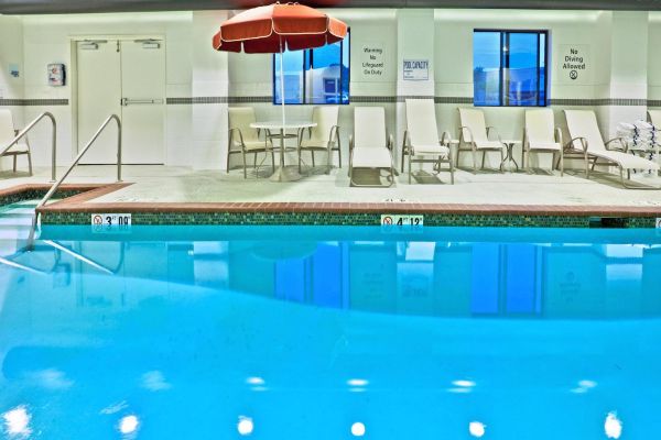 Holiday Inn Express & Suites BARTLESVILLE (Bartlesville)